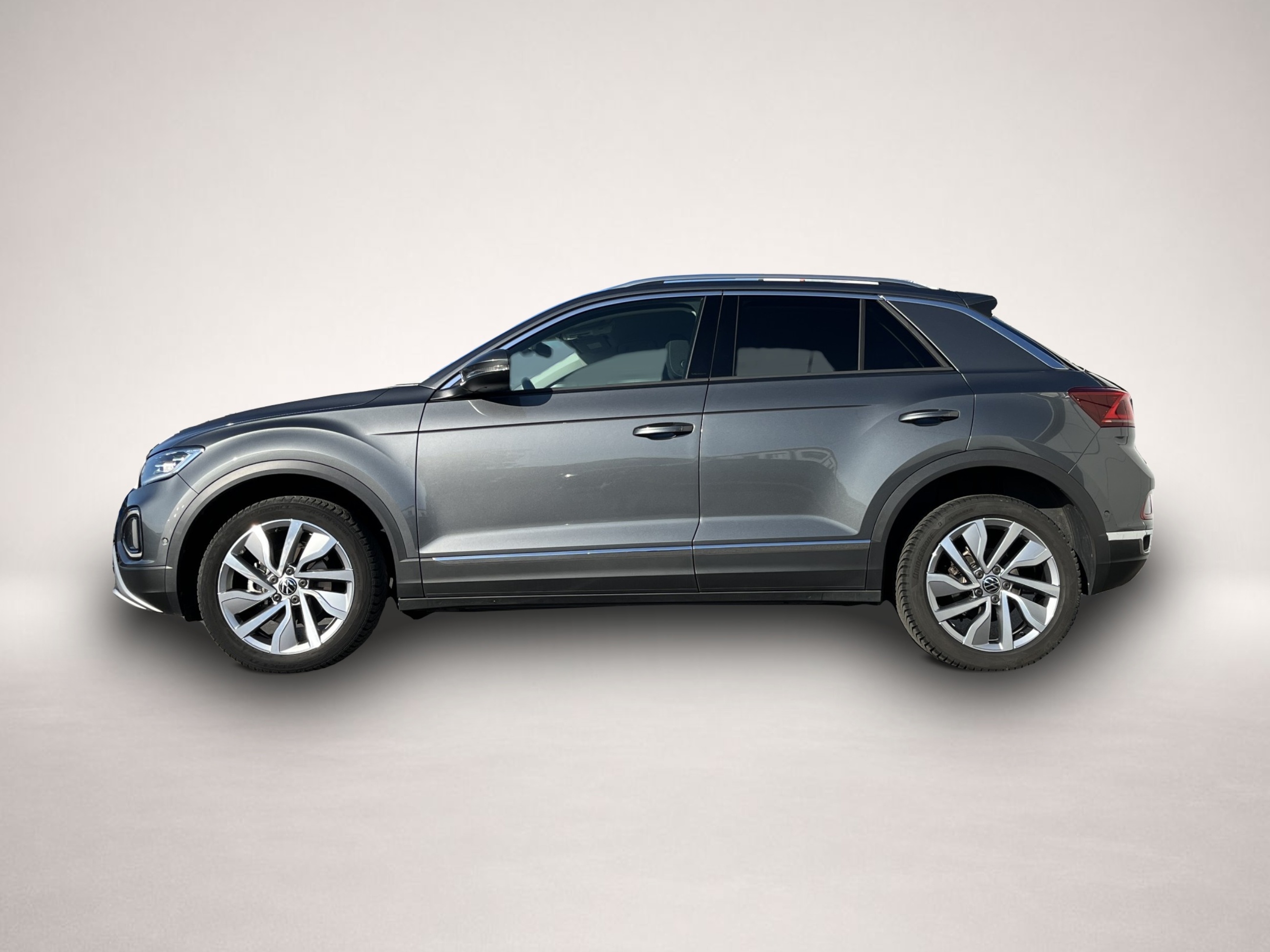 Volkswagen T-Roc (06/2023, Benzin)