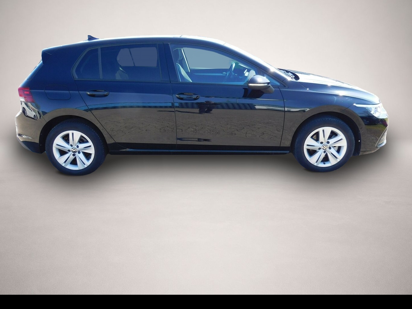 Volkswagen Golf (03/2023, Benzin)