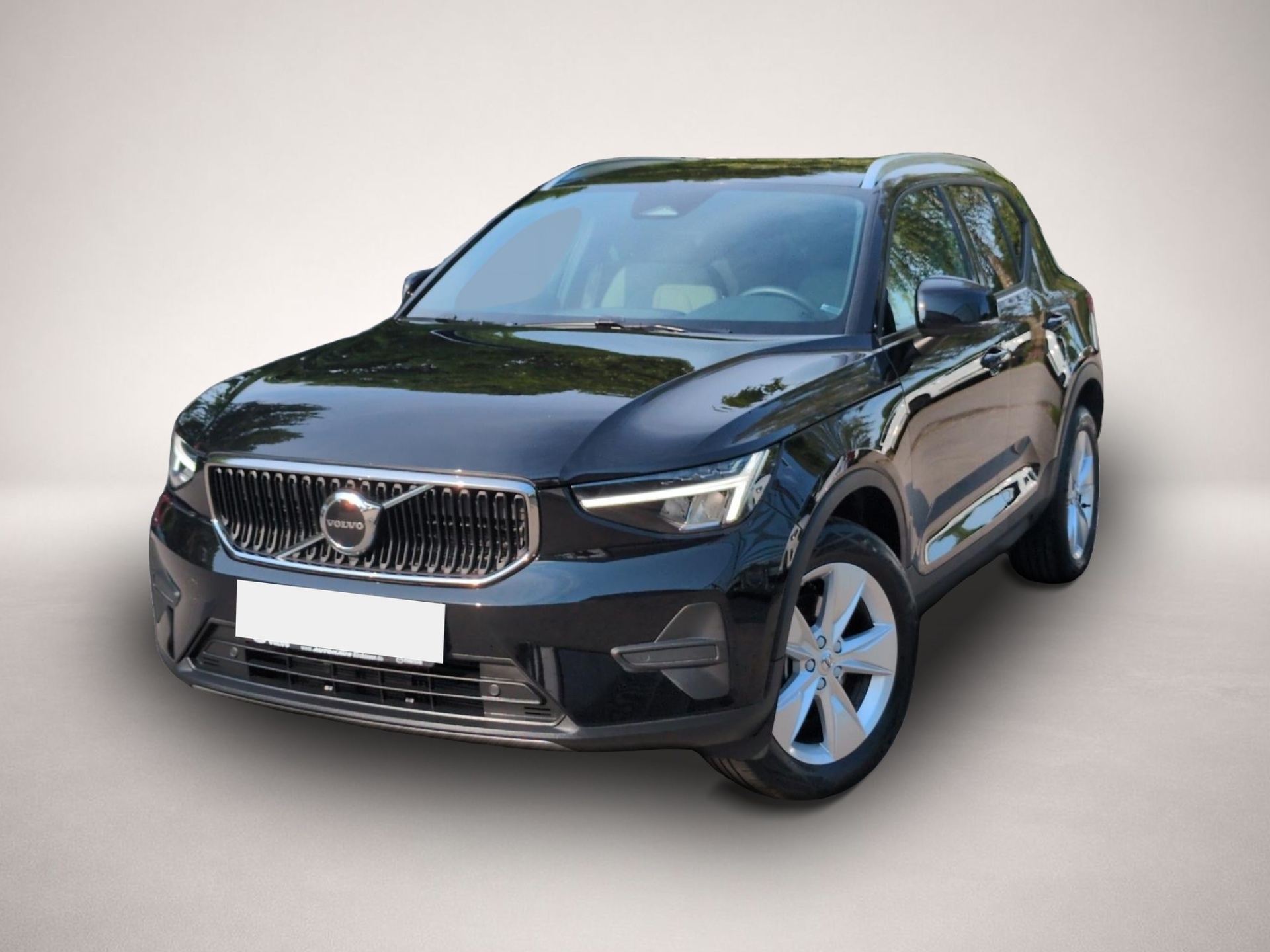 Volvo XC40 (10/2022, Benzin)