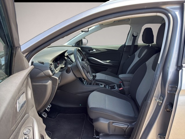 Opel Grandland (X) (12/2017, Benzin)