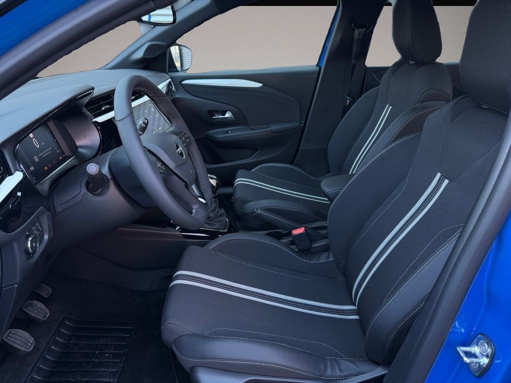 Opel Corsa (11/2025, Benzin)