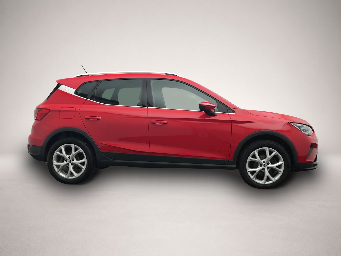 Seat Arona (04/2024, Benzin)