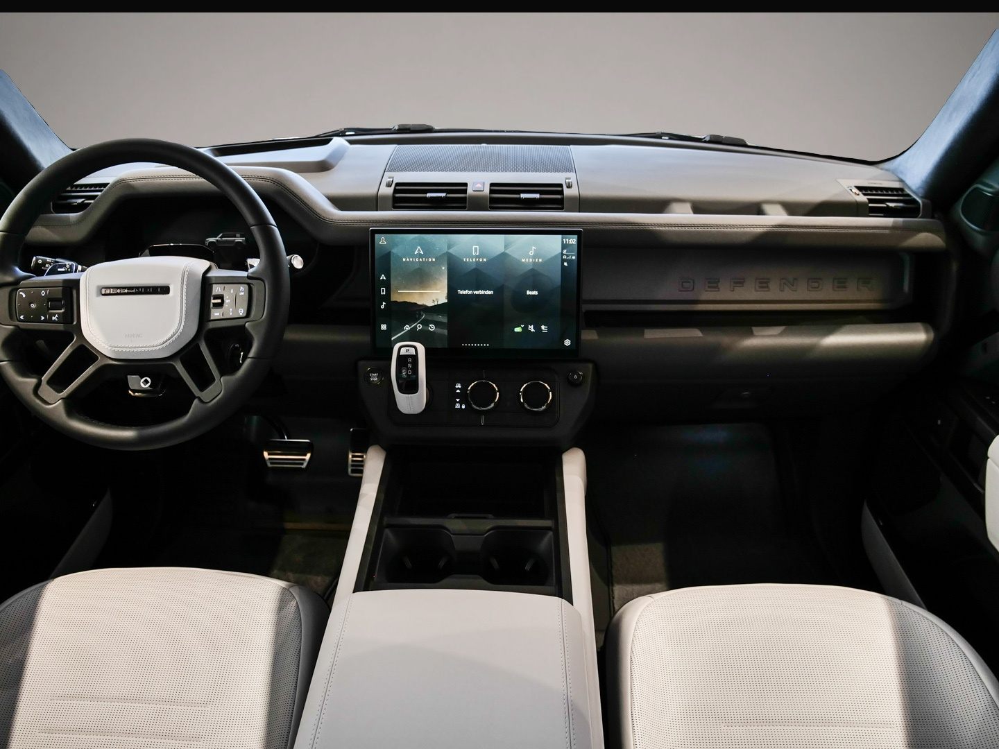 Land Rover Defender, Bild 5 von 7