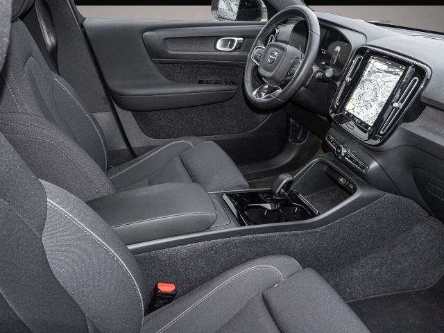 Volvo C40 (12/2022, ELECTRIC)