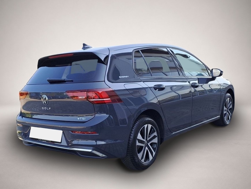 Volkswagen Golf (01/2026, Benzin)