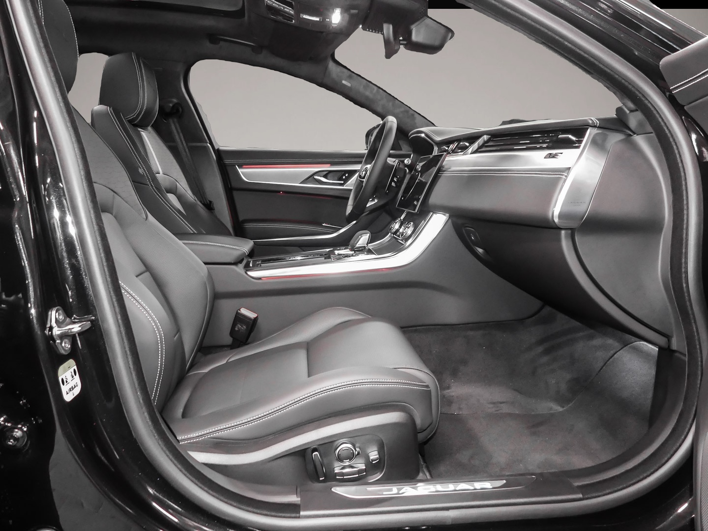 Jaguar XF (09/2024, Diesel)