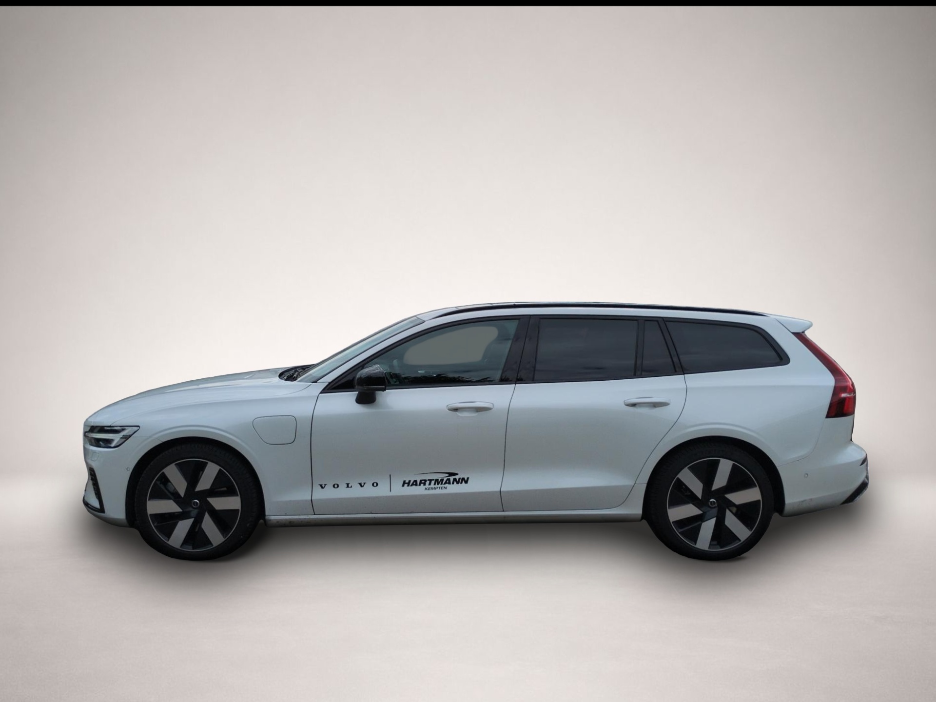 Volvo V60 (04/2025, Hybrid (Benzin/Elektro))