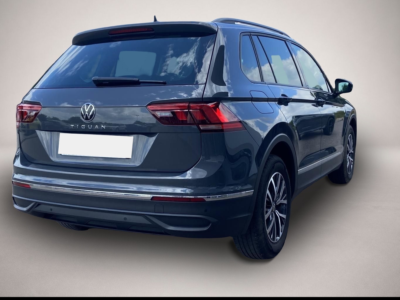 Volkswagen Tiguan (02/2023, )