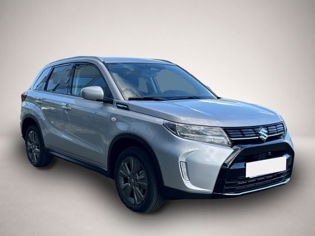 Suzuki Vitara (03/2026, Benzin)