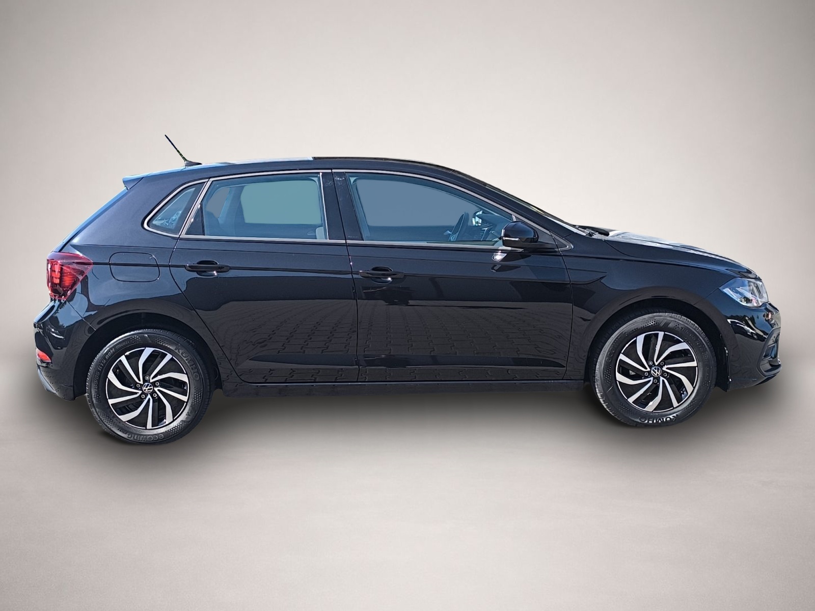 Volkswagen Polo (12/2021, Benzin)