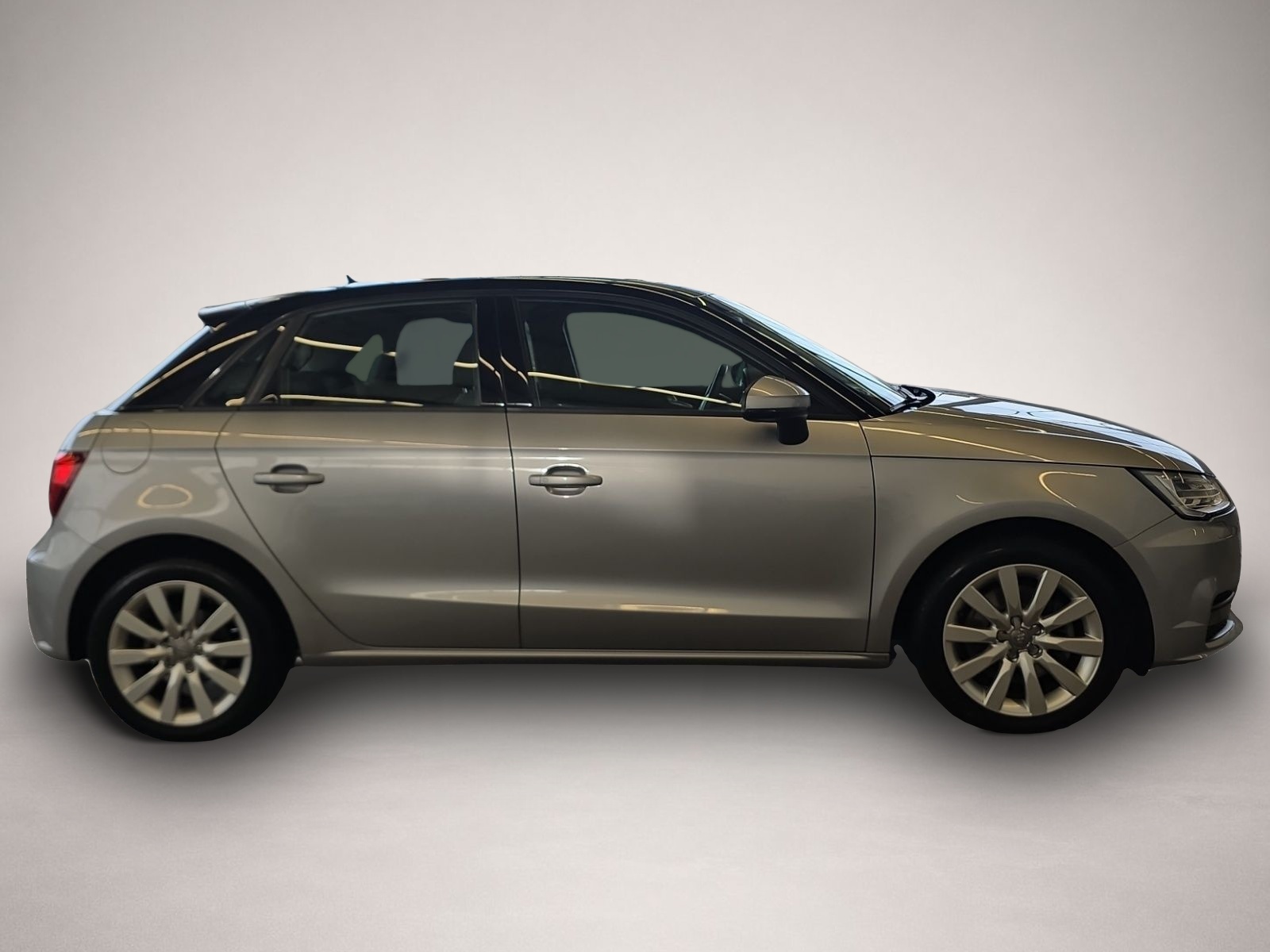 Audi A1 (09/2015, Benzin)