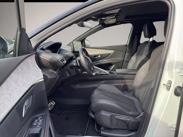 Peugeot 5008 (03/2024, Benzin)
