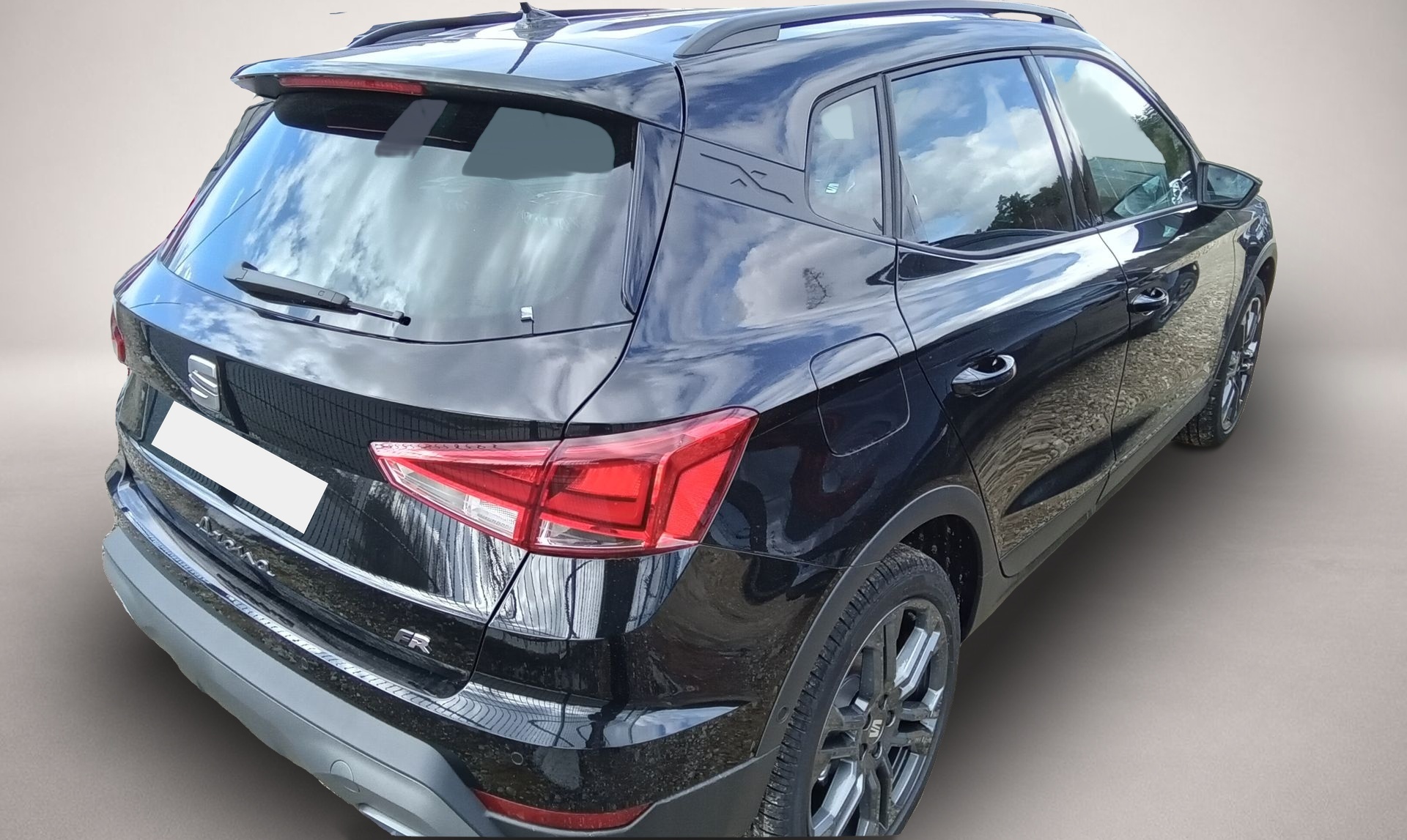 Seat Arona (, Benzin)