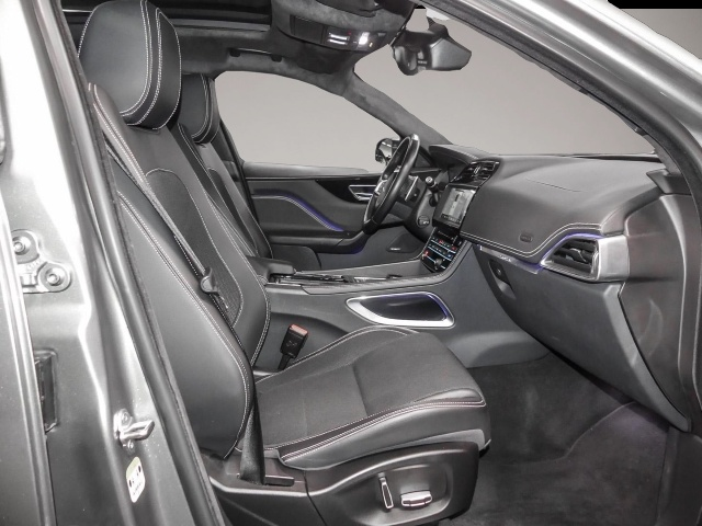 Jaguar F-Pace (01/2020, Diesel)