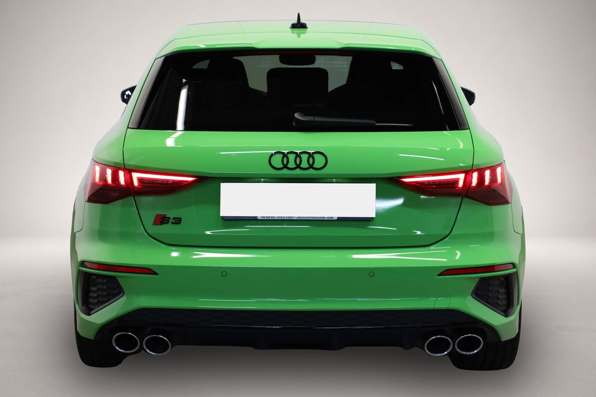 Audi quattro (12/2023, Benzin)