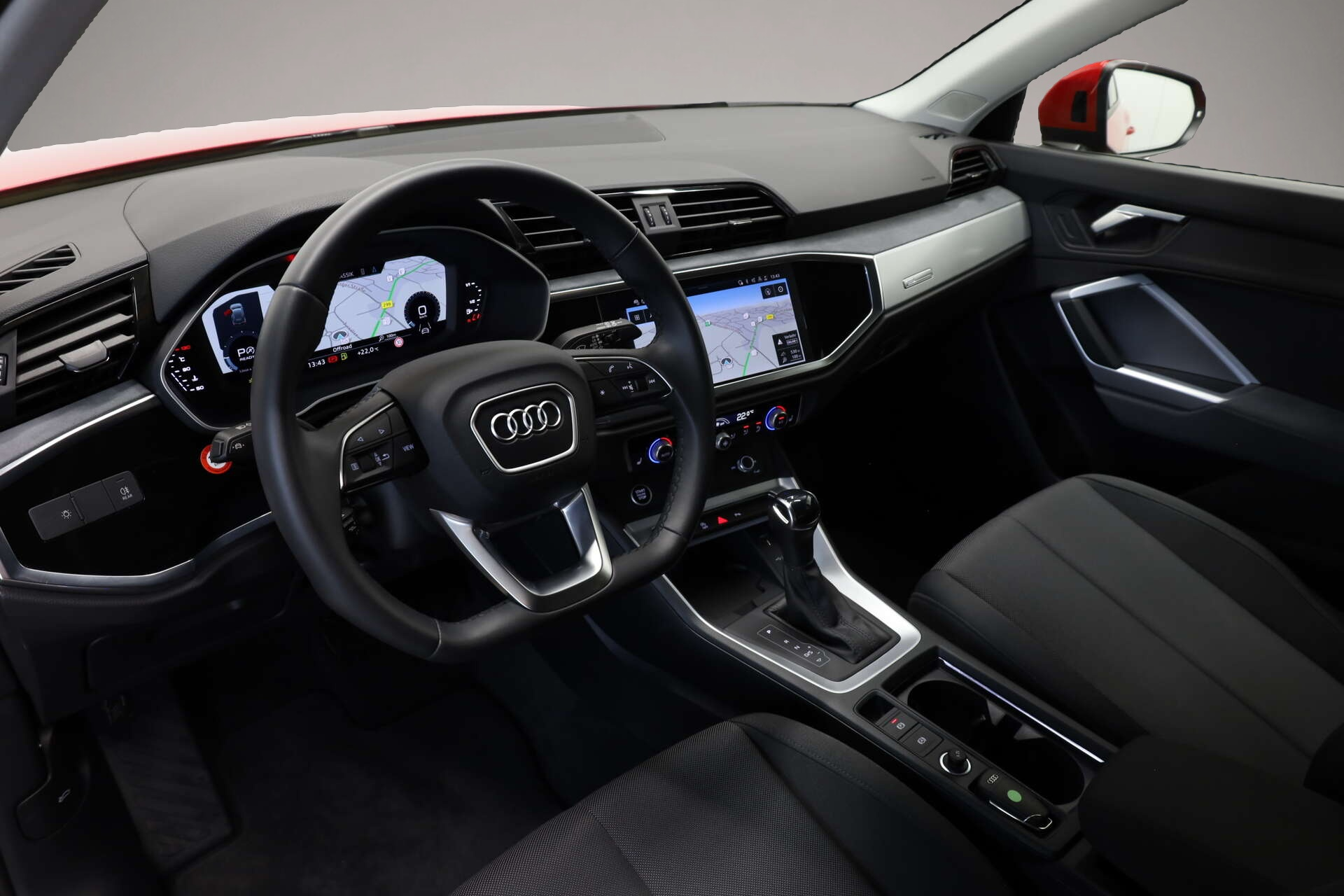 Audi Q3 (01/2026, Benzin)