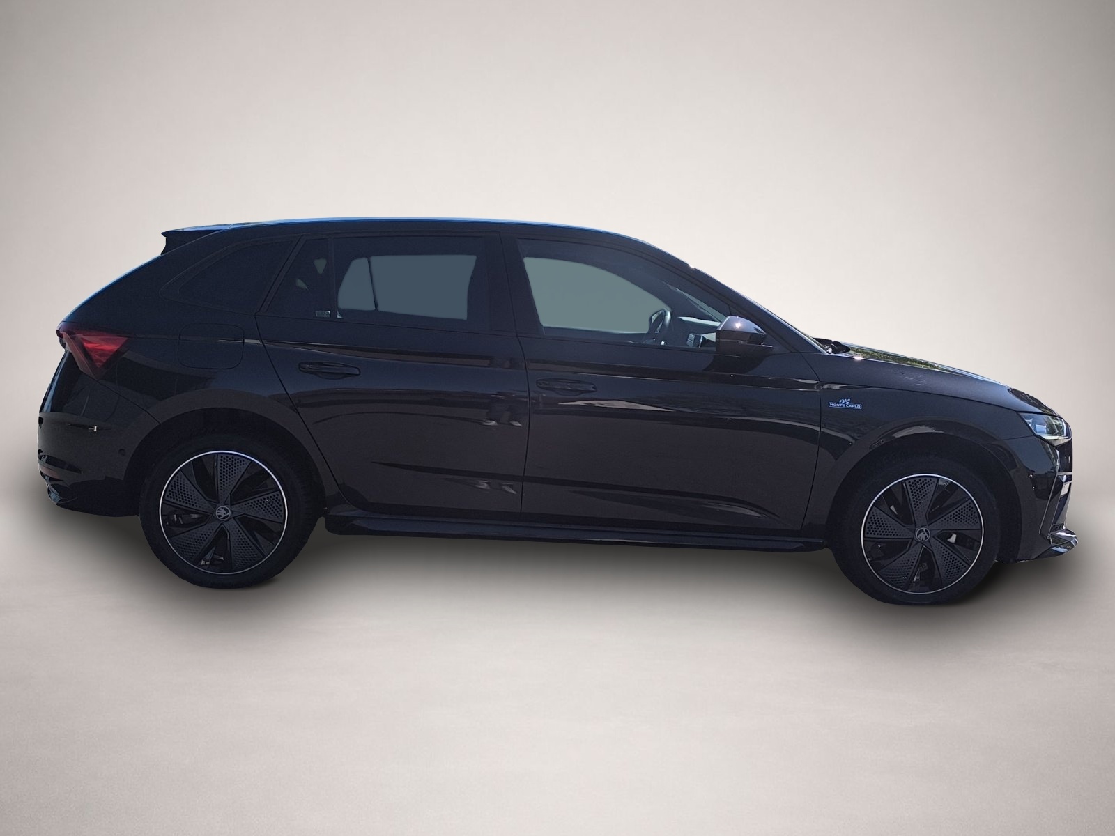Skoda Scala (08/2025, Benzin)