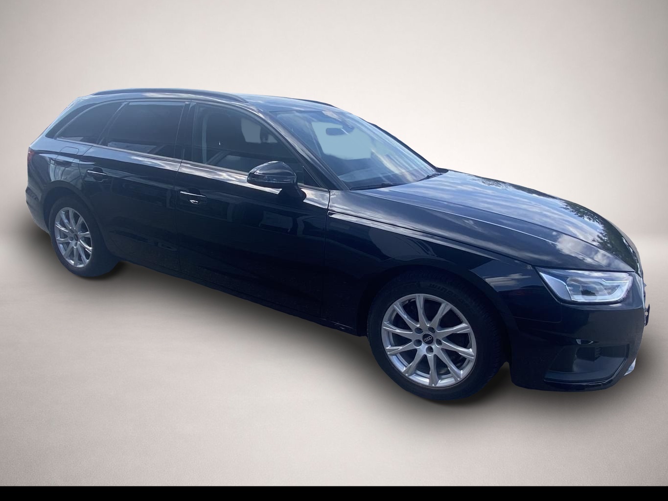 Audi A4 (05/2022, )