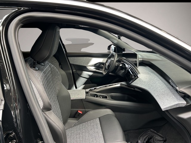 Peugeot 3008 (06/2025, Benzin)