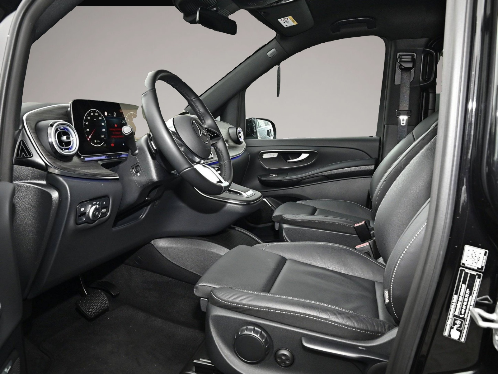 Mercedes-Benz V 300 (01/2025, Diesel)