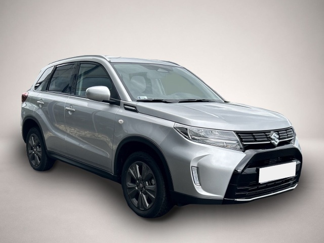 Suzuki Vitara (03/2026, Benzin)