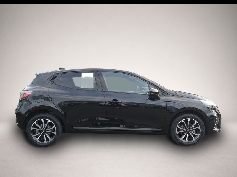 Renault Clio (11/2025, Benzin)