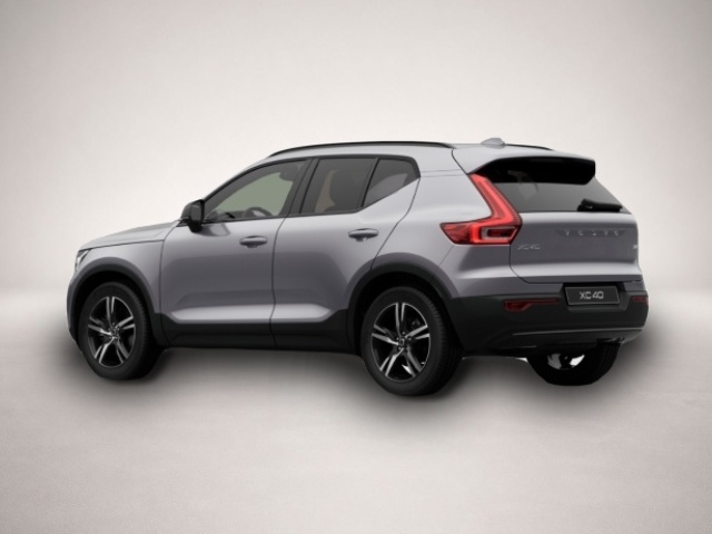 Volvo XC40 (05/2026, Benzin)