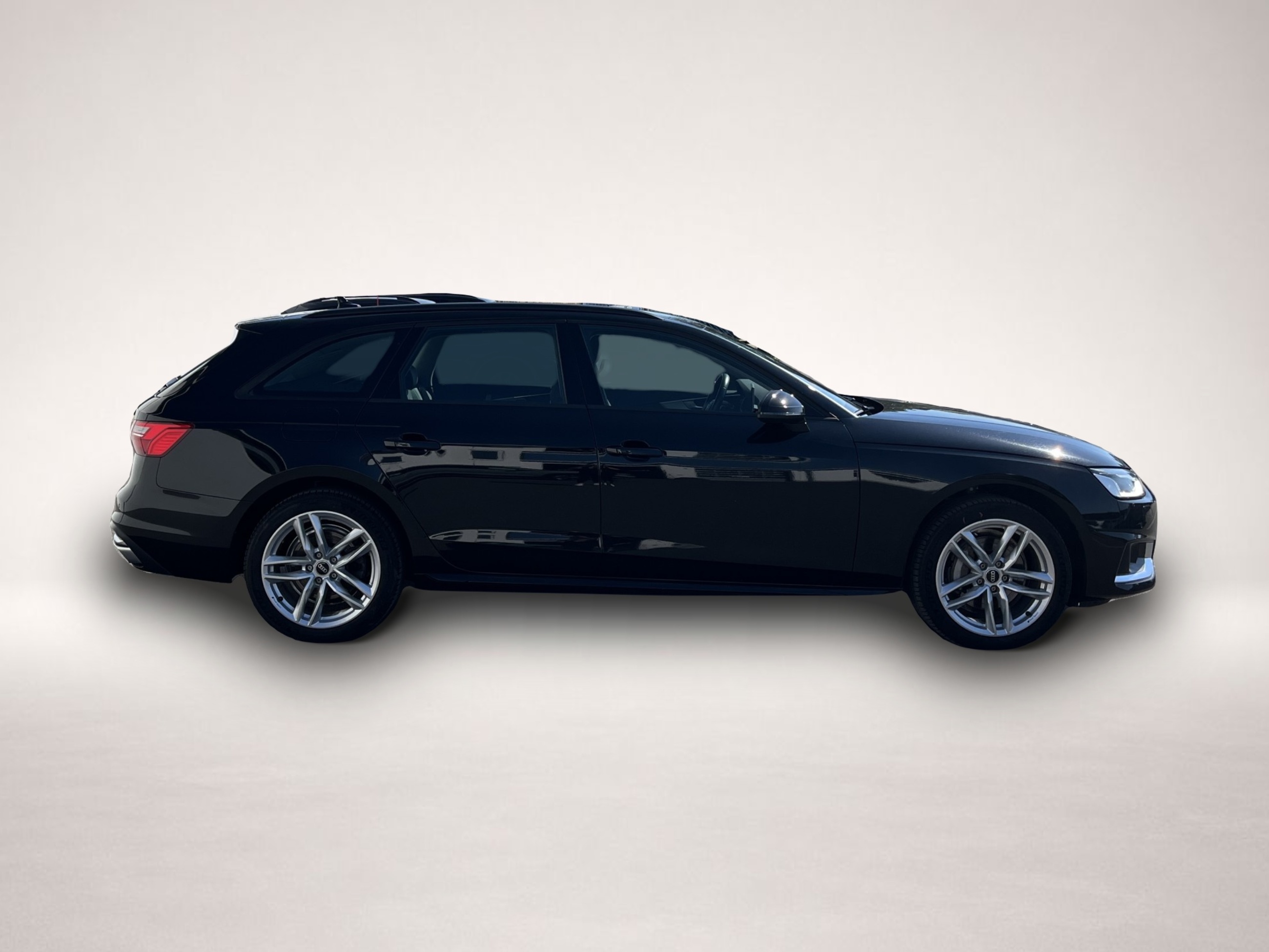 Audi A4 (11/2022, Diesel)