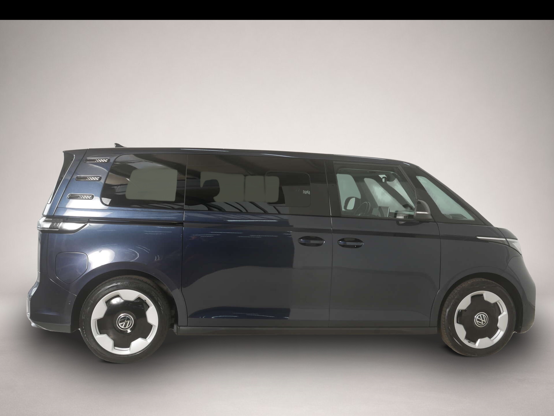 Volkswagen ID. Buzz (12/2024, ELECTRIC)