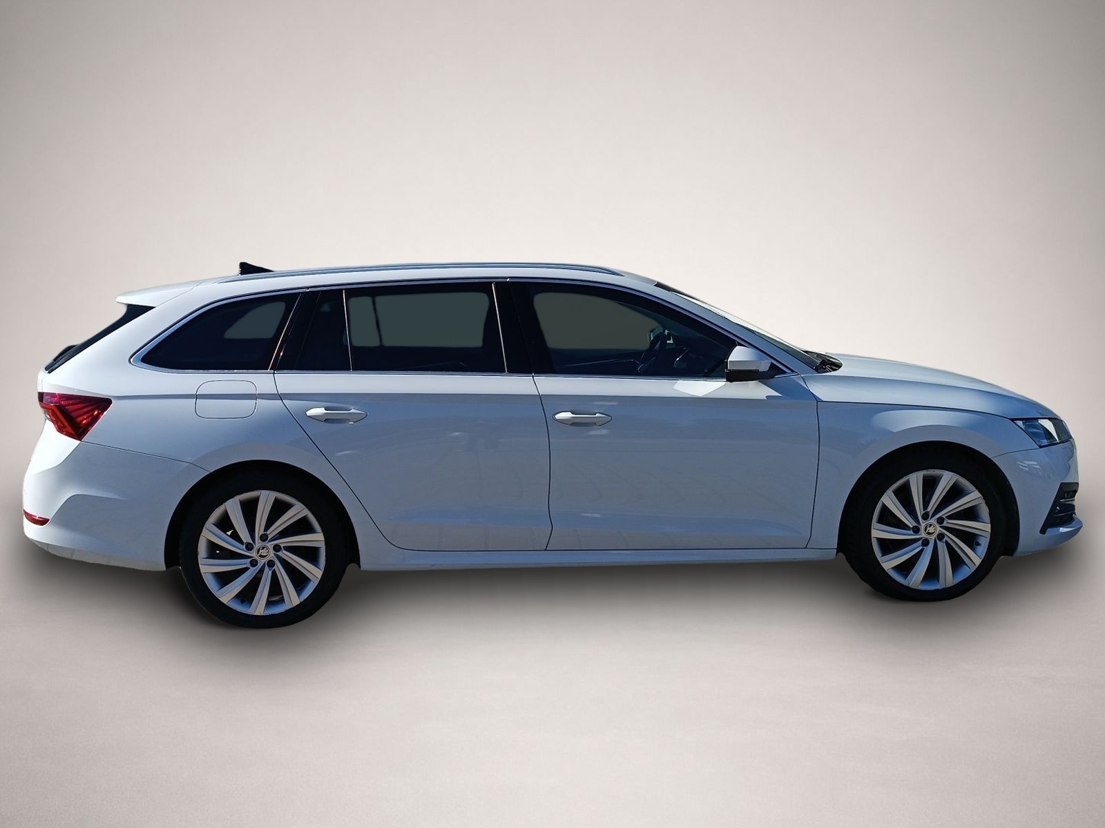 Skoda Octavia (06/2022, Benzin)