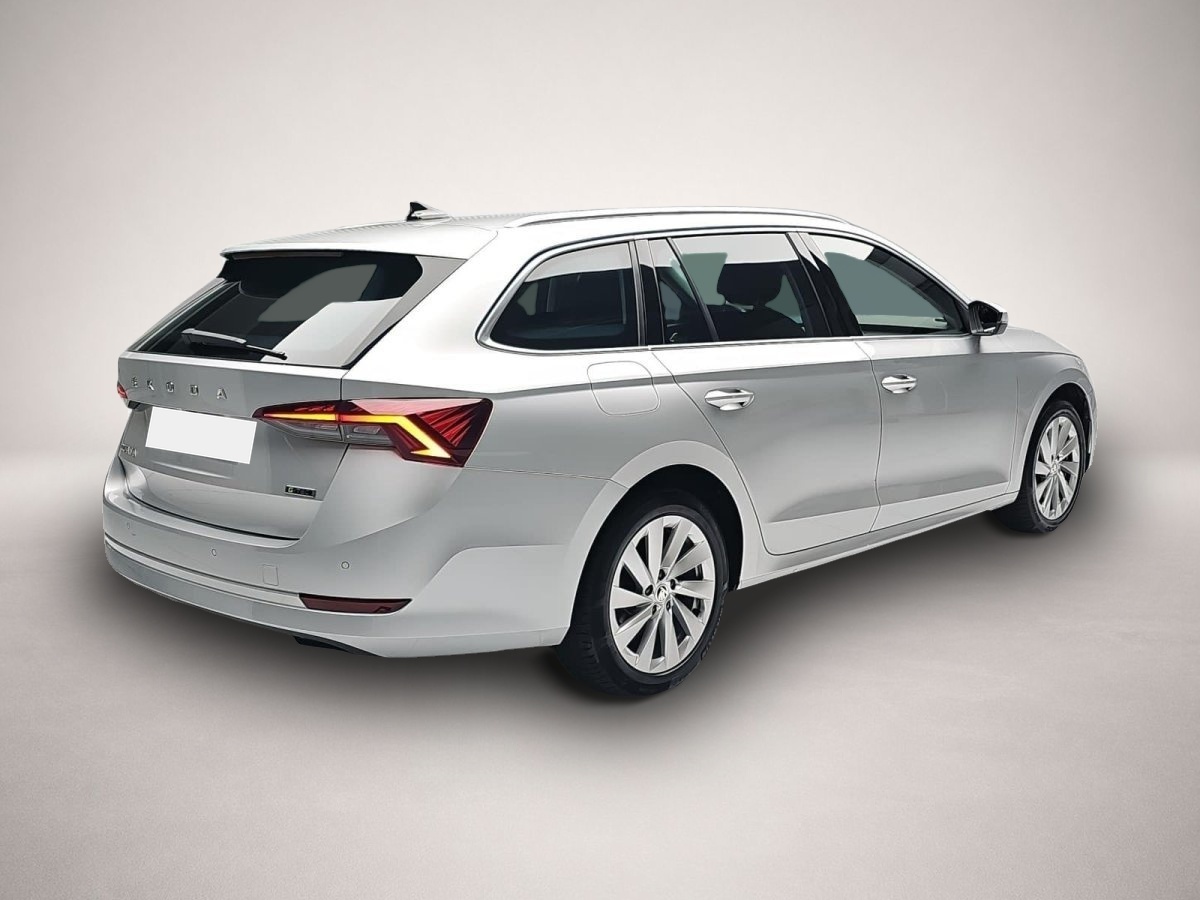 Skoda Octavia (04/2024, Benzin)