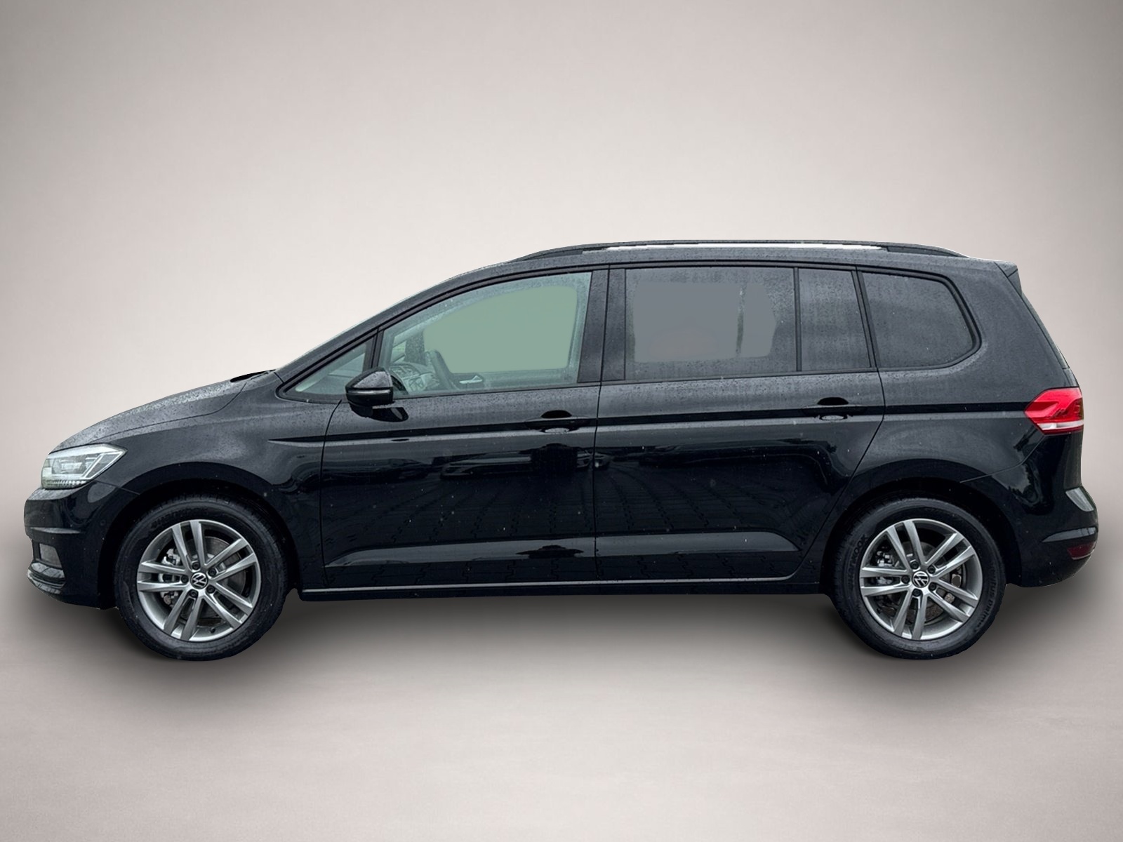 Volkswagen Touran (06/2026, Benzin)
