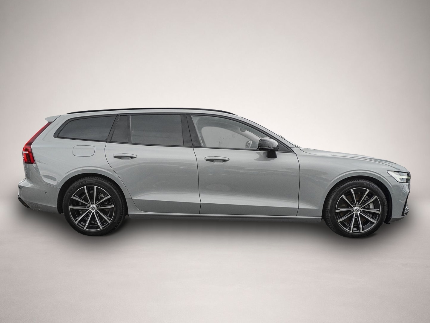 Volvo V60 (06/2024, )