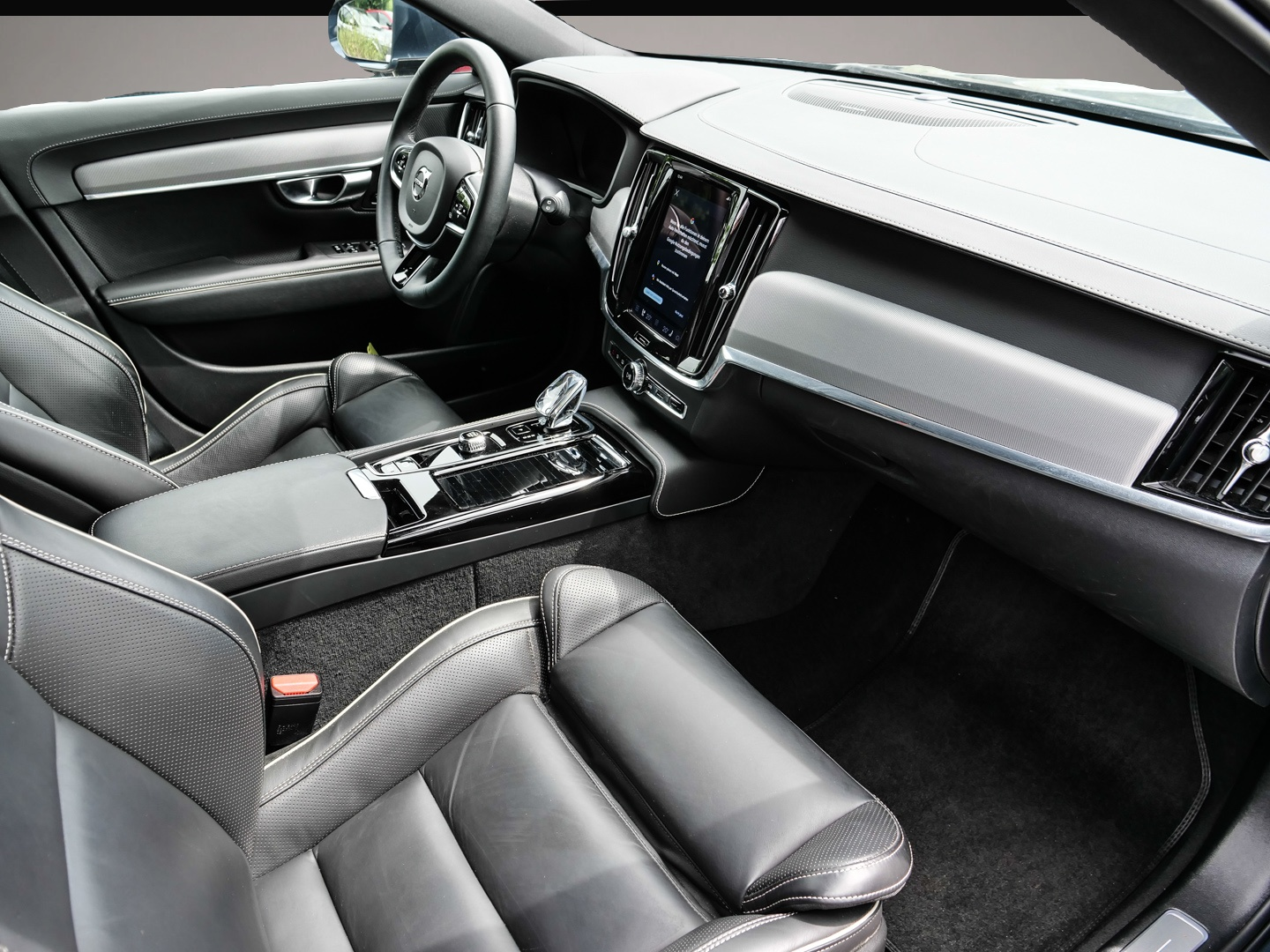 Volvo V90 (05/2023, Hybrid (Benzin/Elektro))
