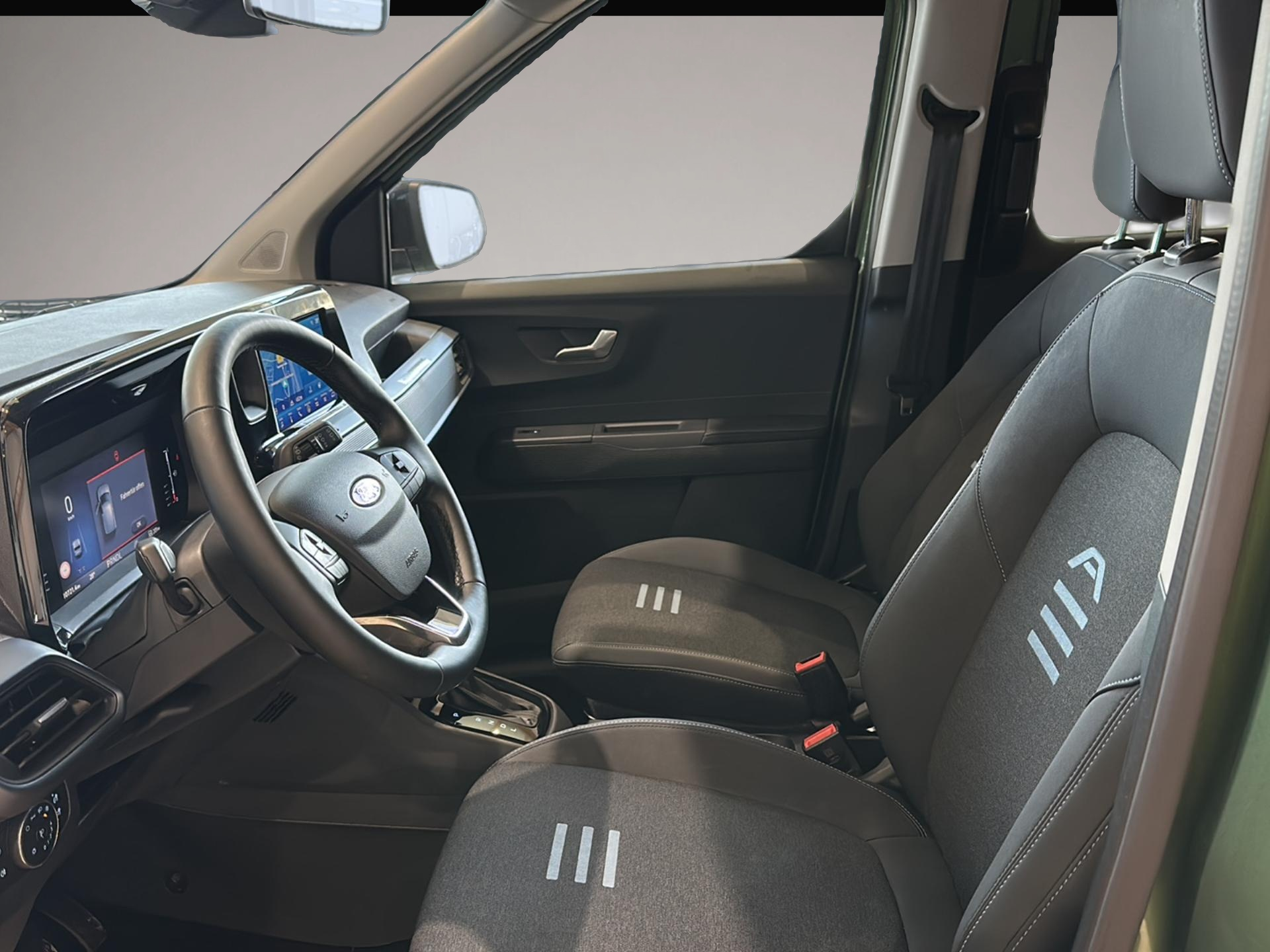 Ford Tourneo Courier (05/2025, Benzin)