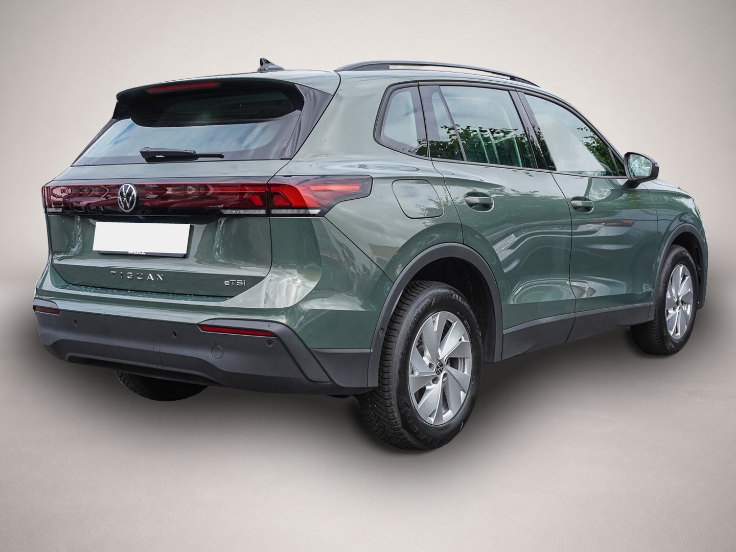Volkswagen Tiguan (09/2025, Benzin)