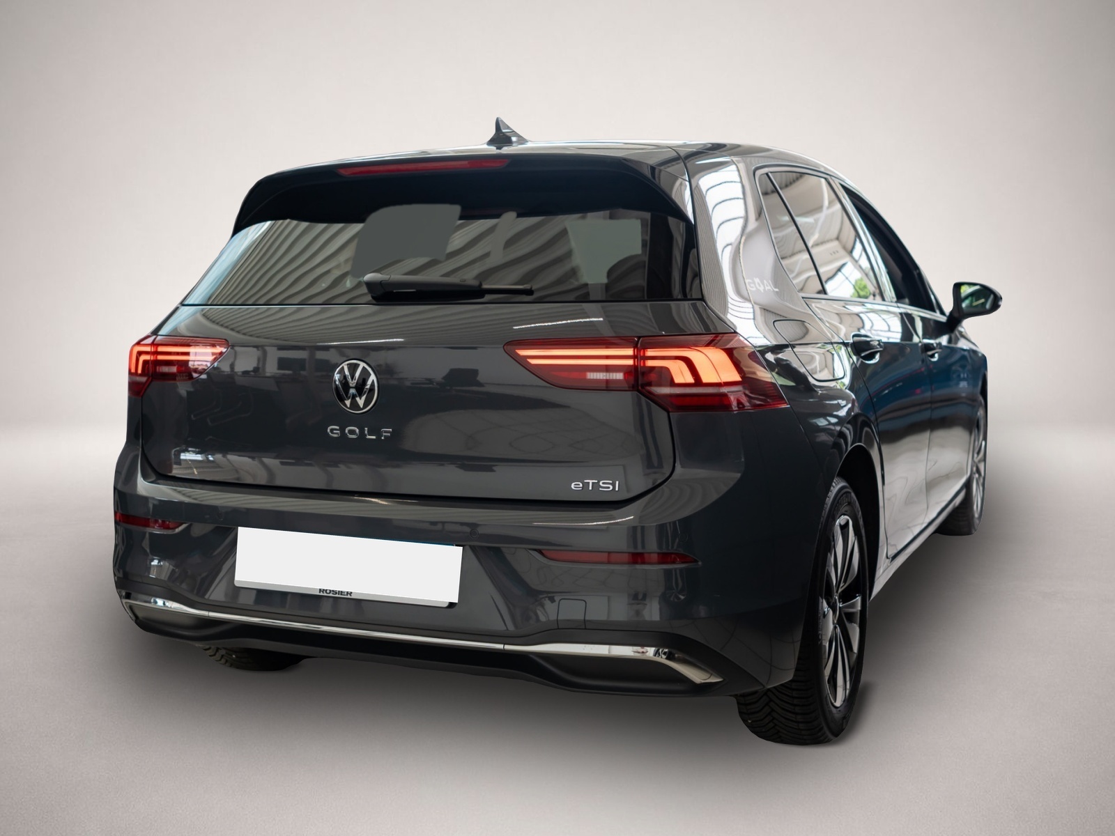 Volkswagen Golf (10/2025, Benzin)
