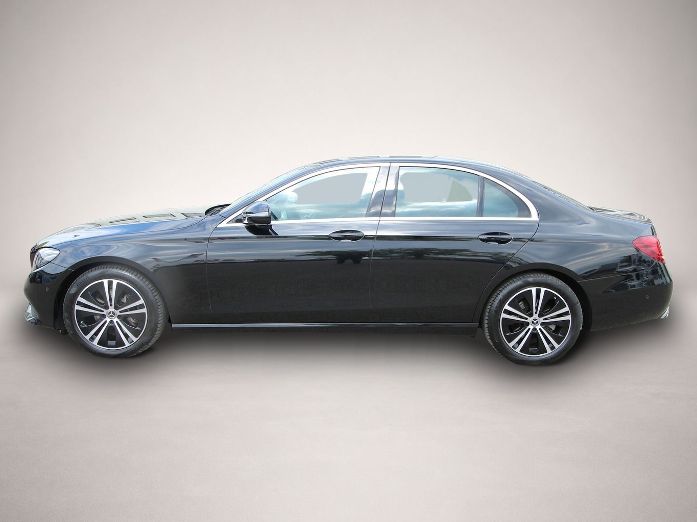 Mercedes-Benz E 220 (05/2020, Diesel)