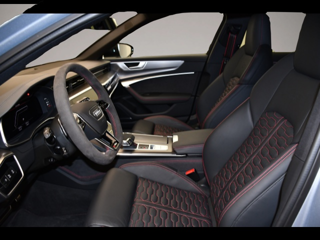 Audi RS6 (09/2025, Benzin)