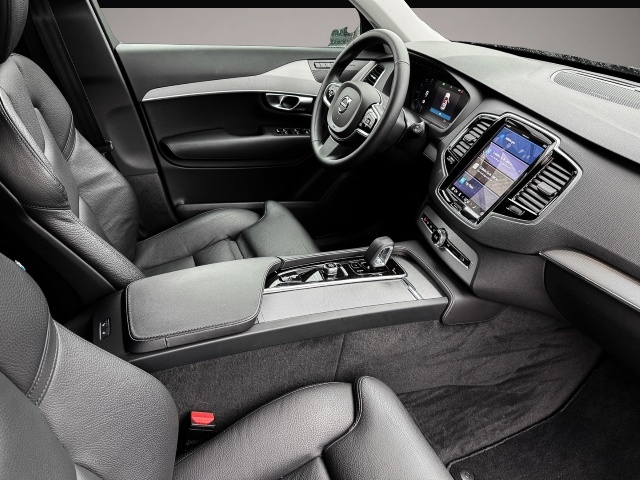 Volvo XC90 (09/2023, Benzin)