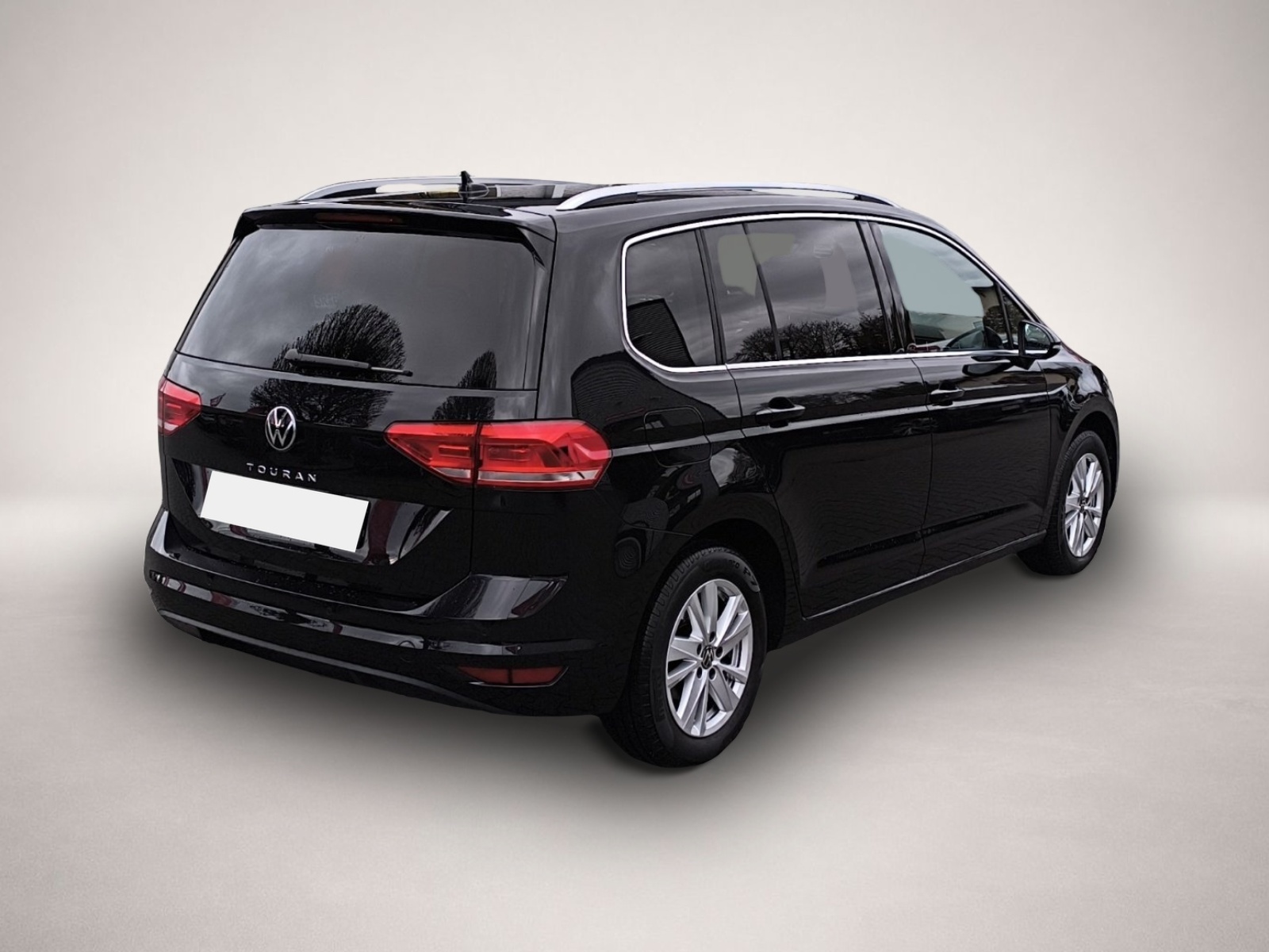 Volkswagen Touran (05/2023, Benzin)