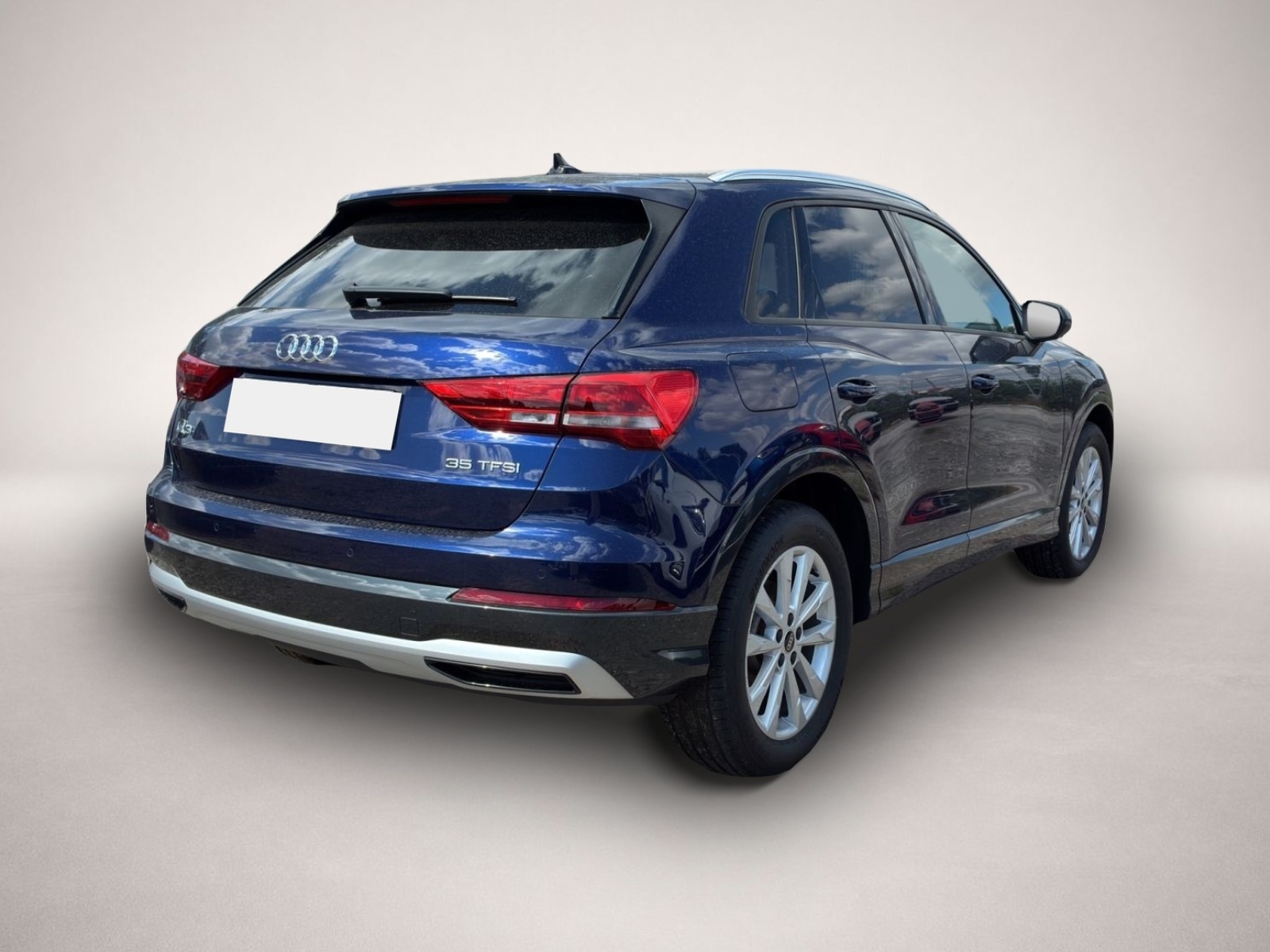 Audi Q3 (09/2025, Benzin)