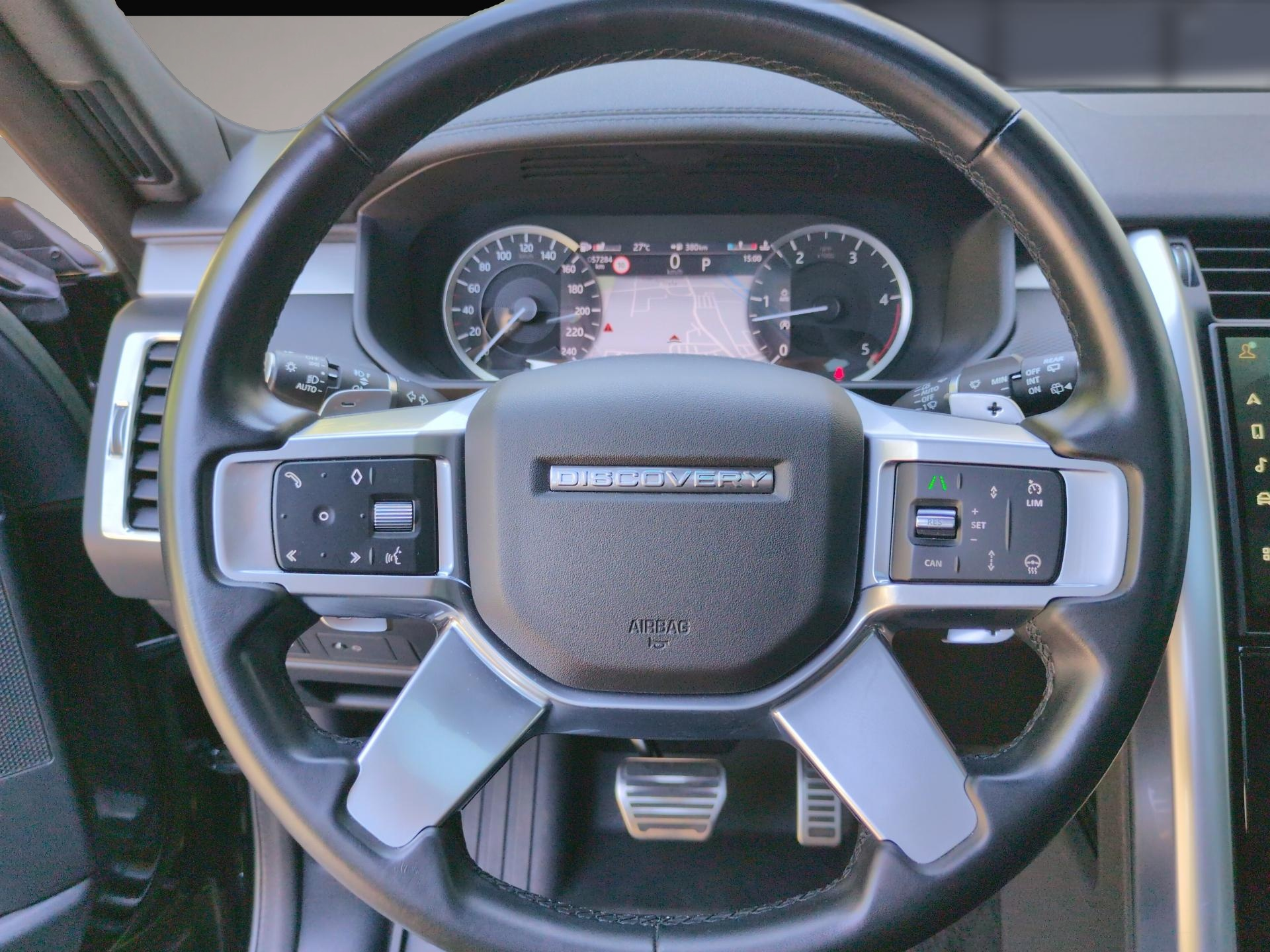 Land-Rover Discovery (10/2023, Diesel)