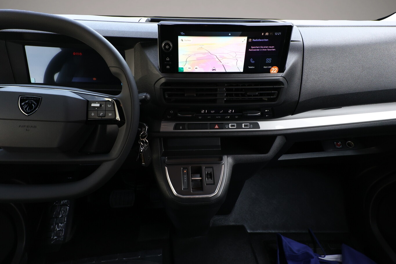 Peugeot Expert (12/2025, Diesel)