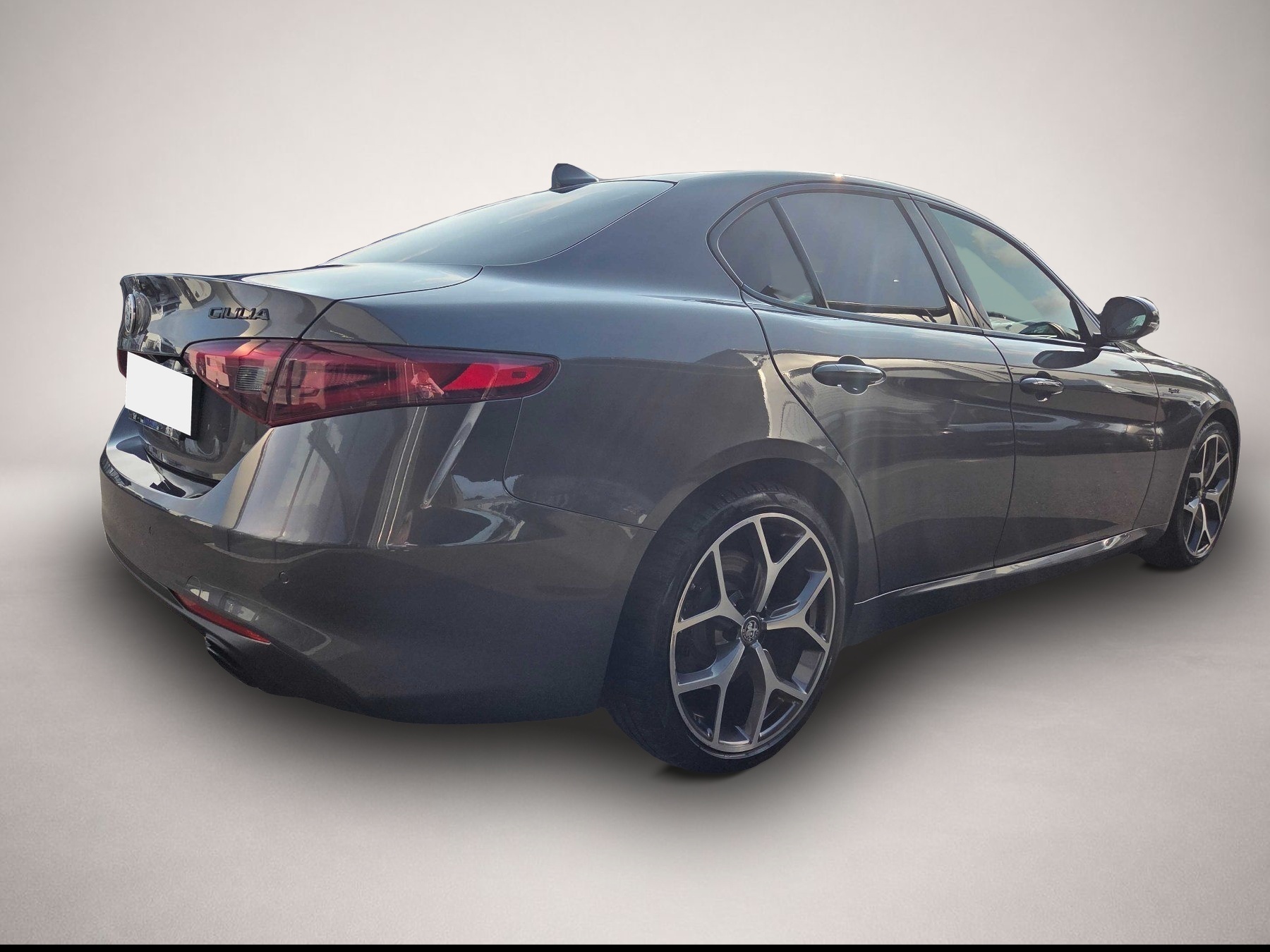 Alfa-Romeo Giulia (06/2021, )