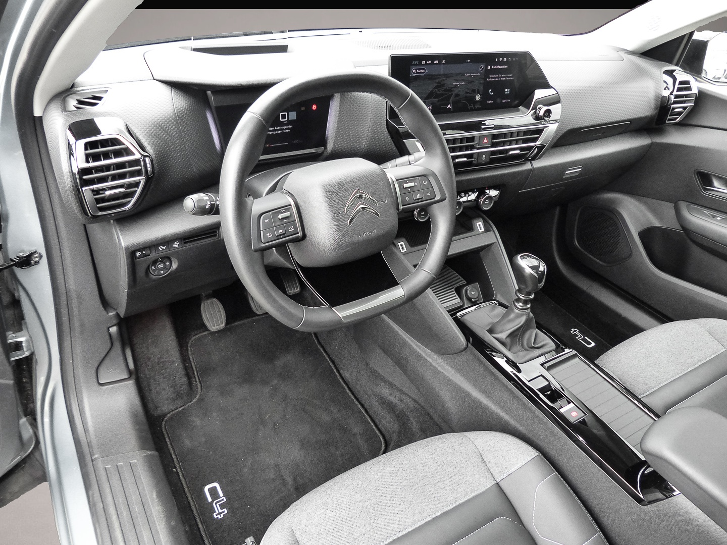 Citroen C4 (10/2023, Benzin)