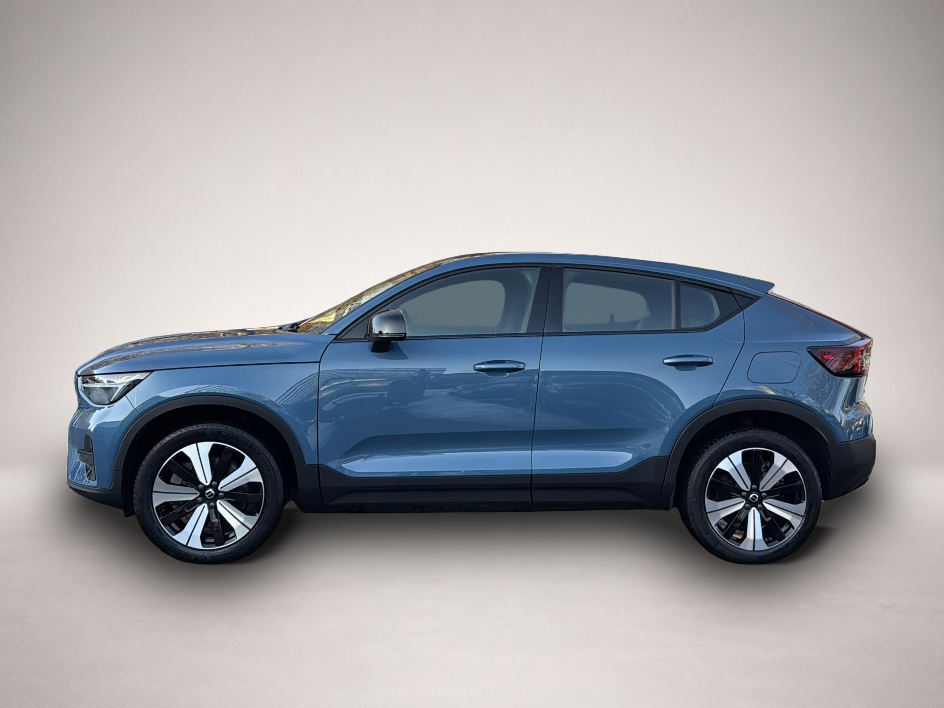 Volvo C40 (12/2022, ELECTRIC)