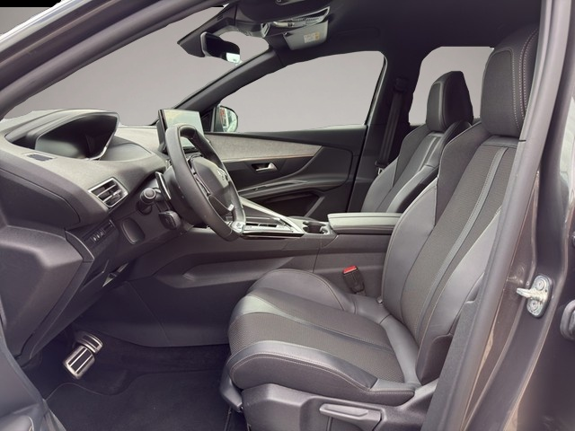 Peugeot 3008 (10/2023, Benzin)