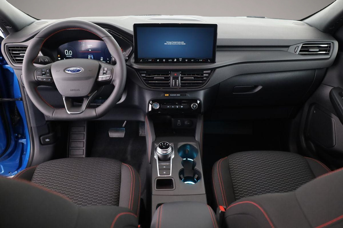 Ford Kuga (, Benzin)