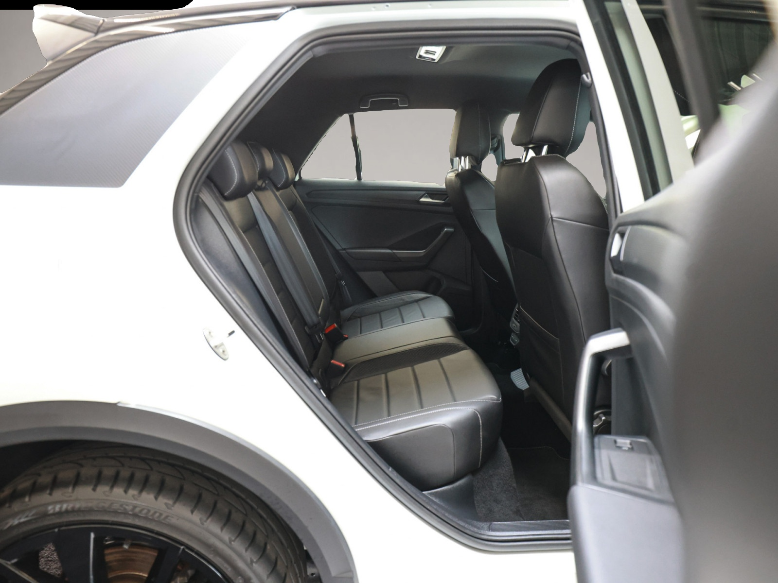 Volkswagen T-Roc (01/2024, Diesel)